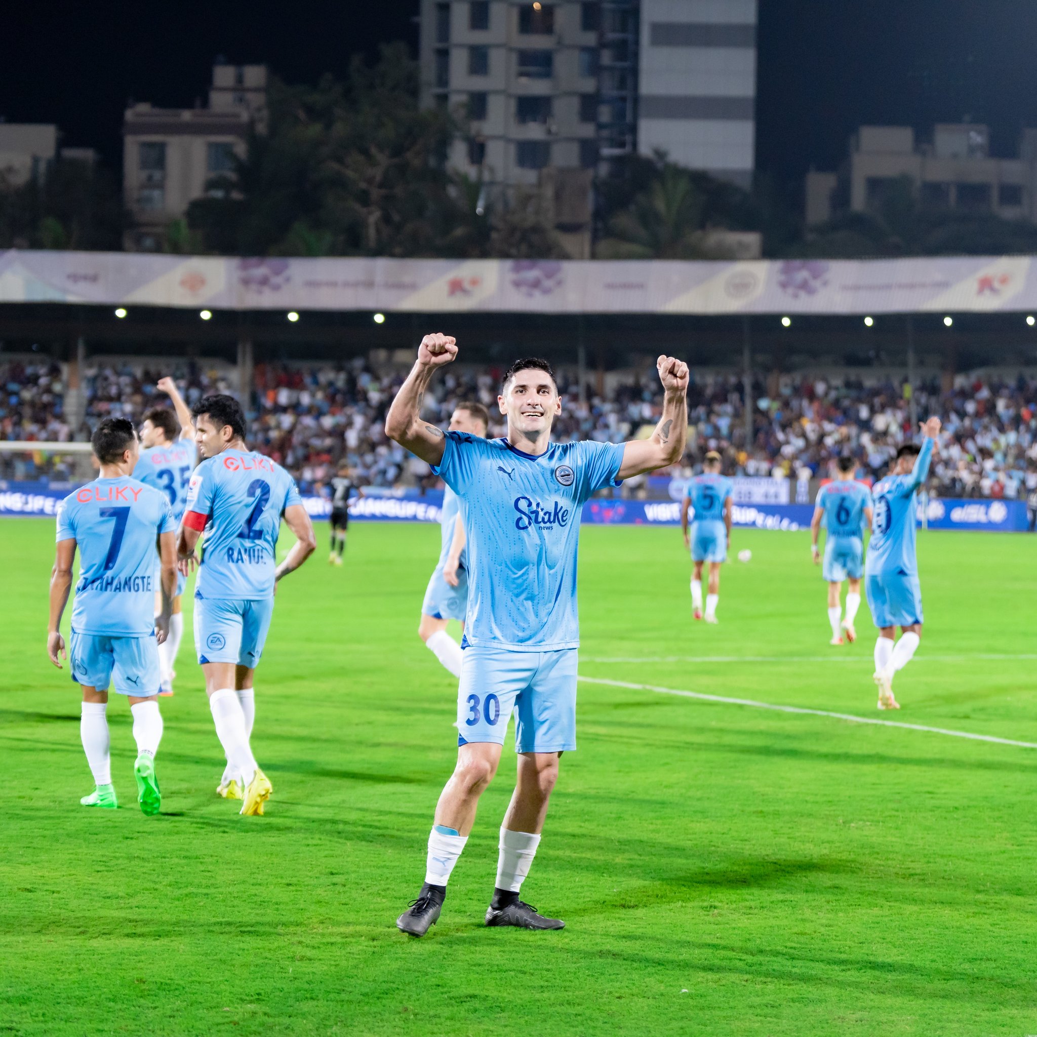 https://salarnews.in/public/uploads/images/newsimages/maannewsimage29042024_223445_Indian Super League final.jpg